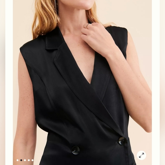 Anthro PreppyCore Blazer Romper Elegant Stylish Black Satin Sleeveless Size 6 - Picture 2 of 16